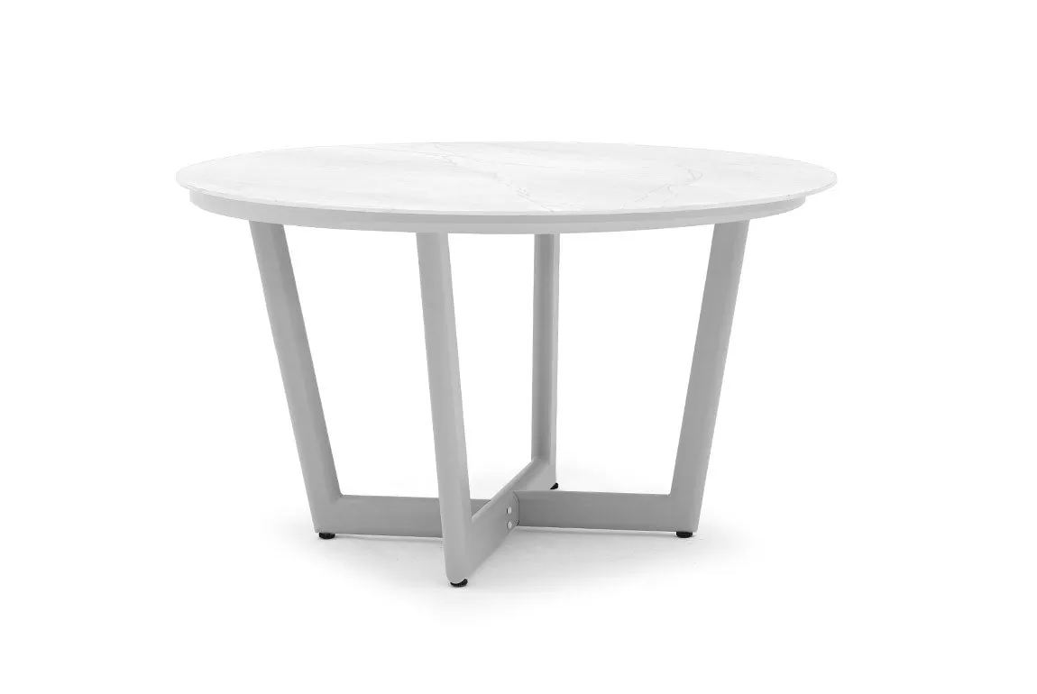 Couture Jardin | Club | Outdoor Round Table Set