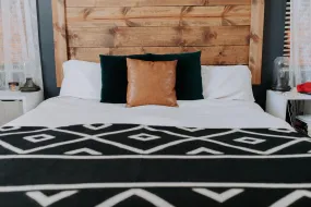 Diamante Blanket - Natural / Black