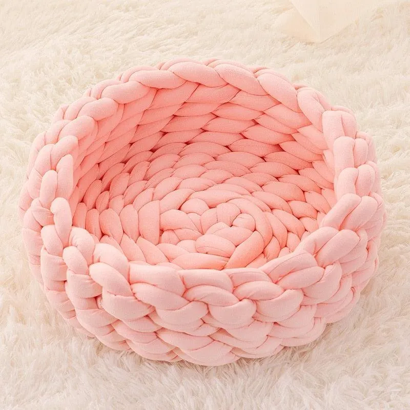 Fluffy Knitted Round Cat Bed