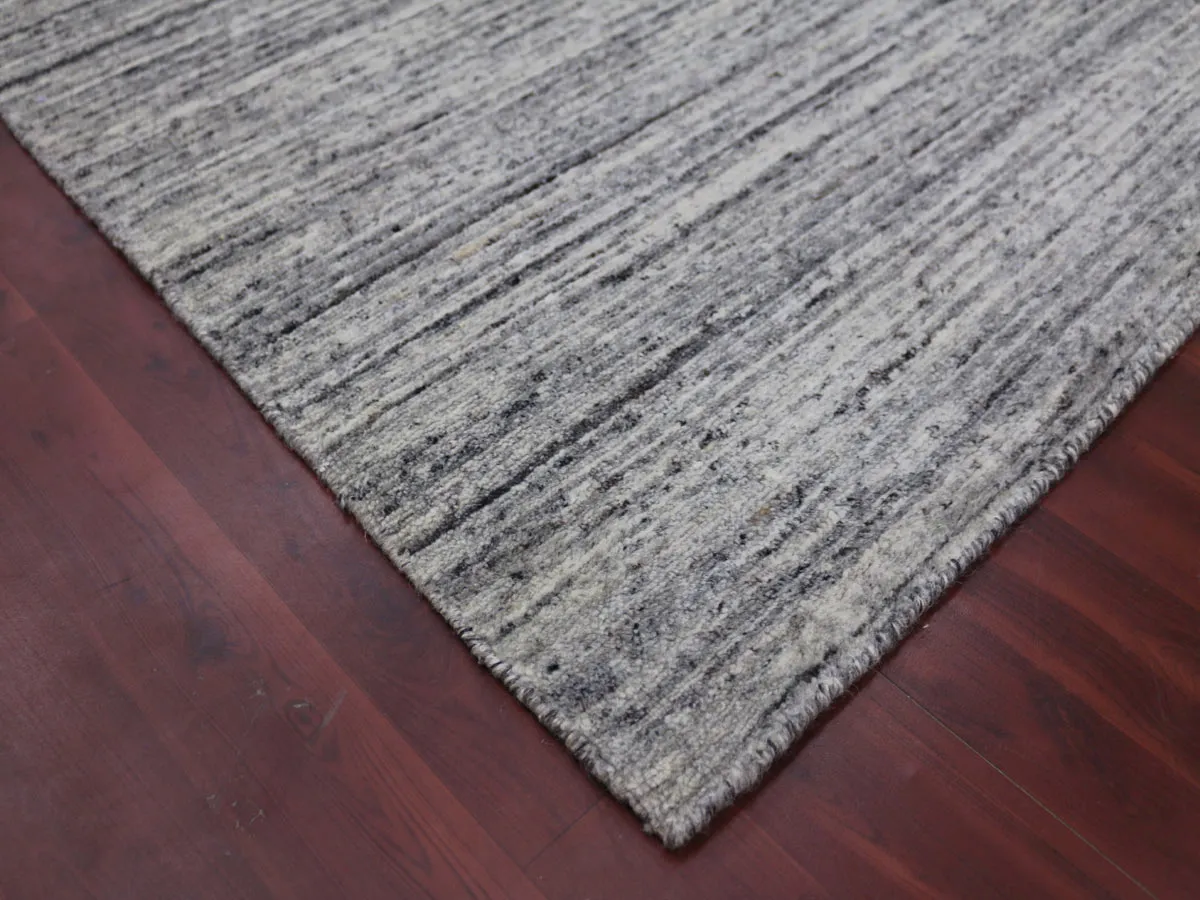 Heaven Modern Silver Hand-Woven Rug 4'x6'
