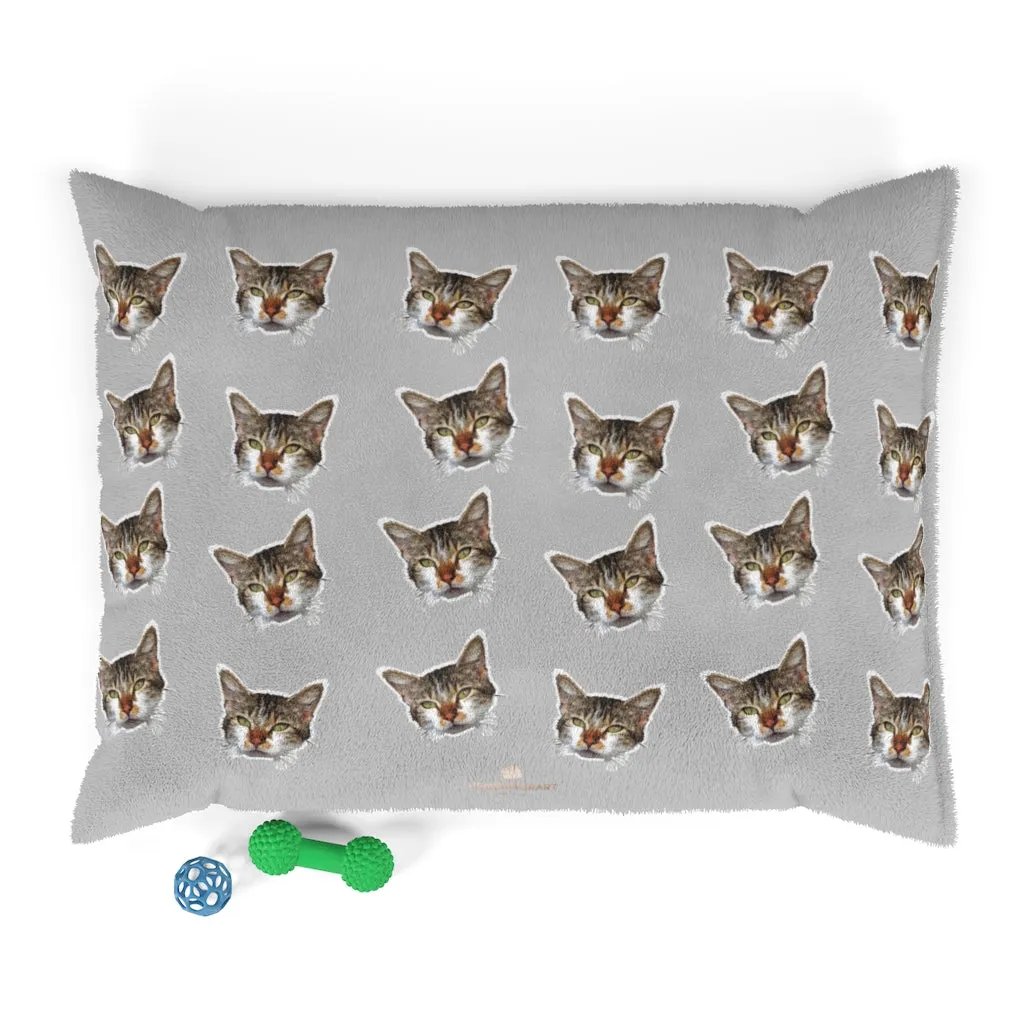 Light Grey Cat Pet Bed, Solid Color Machine-Washable Pet Pillow With Zippers-Printed in USA