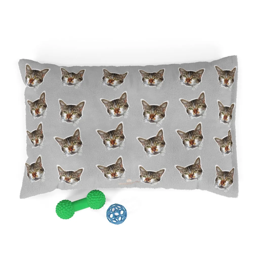 Light Grey Cat Pet Bed, Solid Color Machine-Washable Pet Pillow With Zippers-Printed in USA