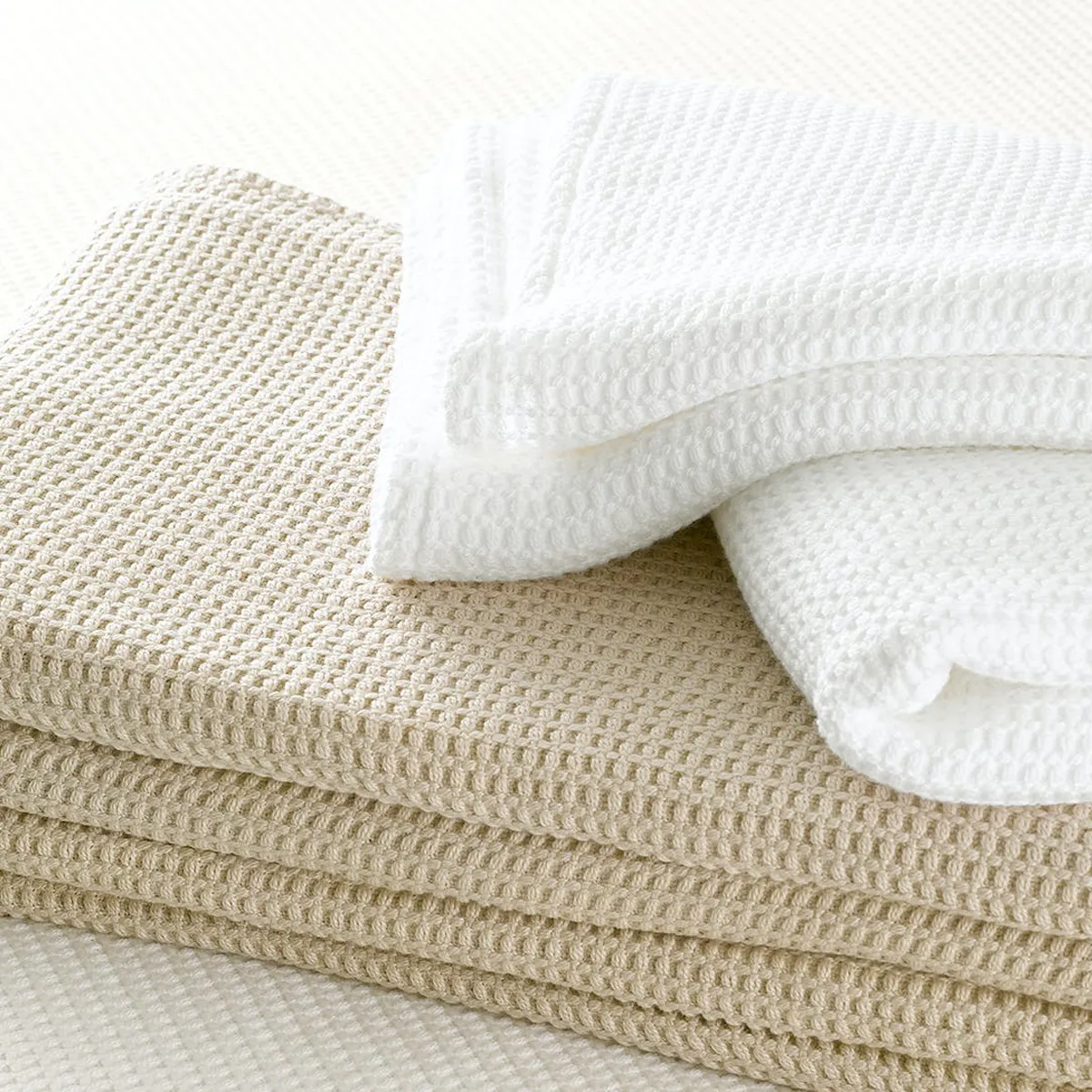 MATOUK Chatham Blankets