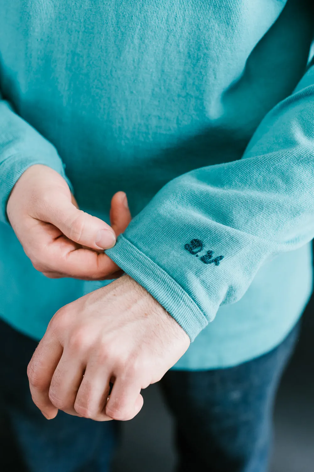 "Stand Wheel" H/W Long Sleeve Tee - Turquoise