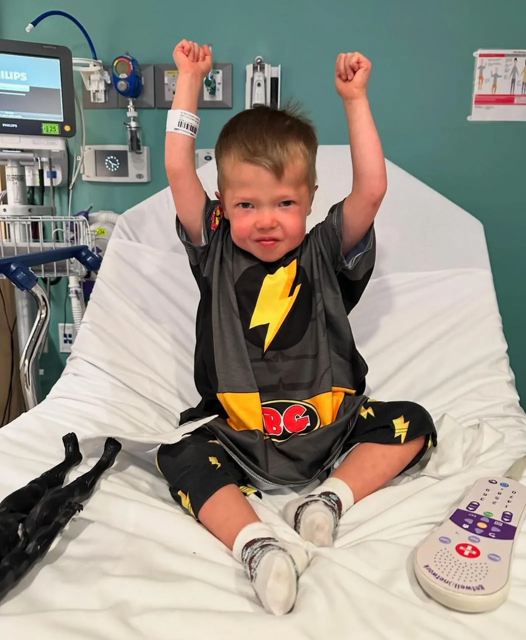 Sponsor a Brave Gown For Childhood Cancer Awareness Month w/Active 7 Fitness
