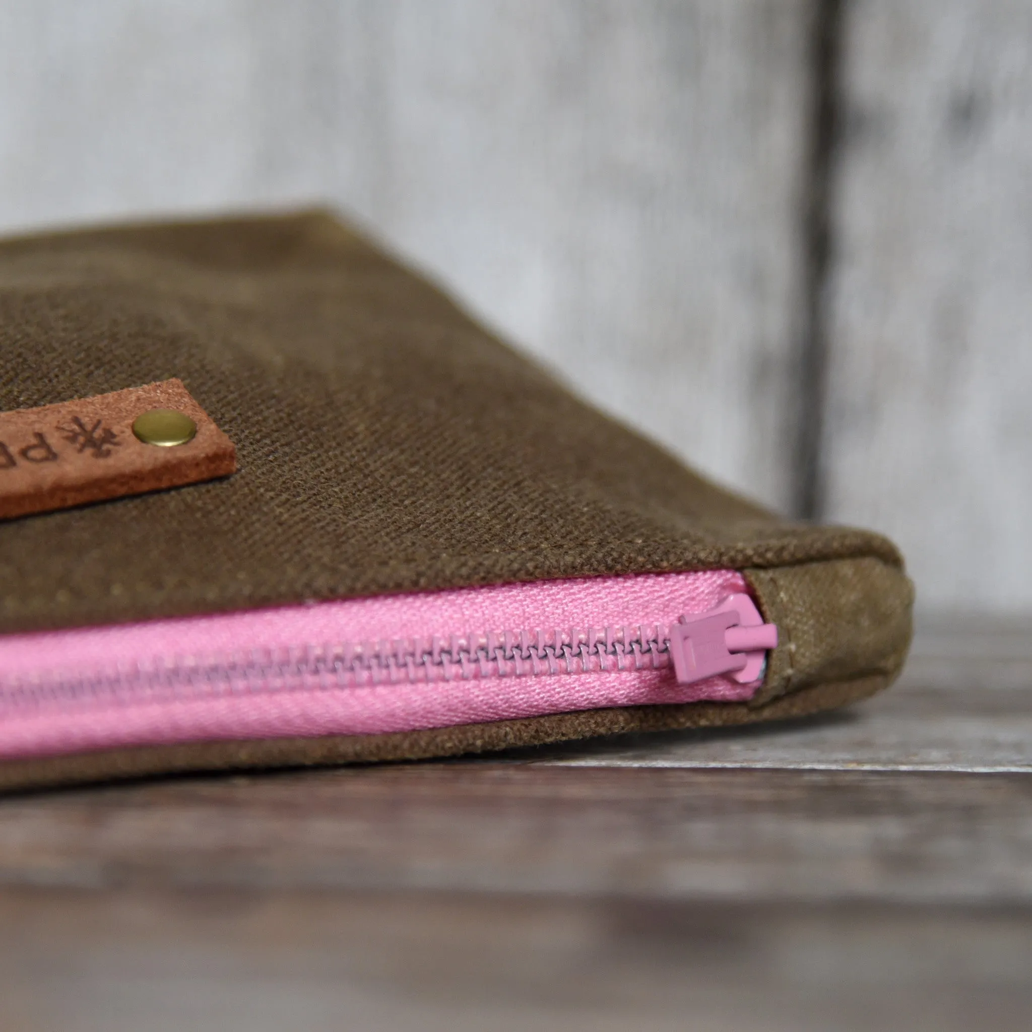 The Bloom Essentials Pouch – Small Batch
