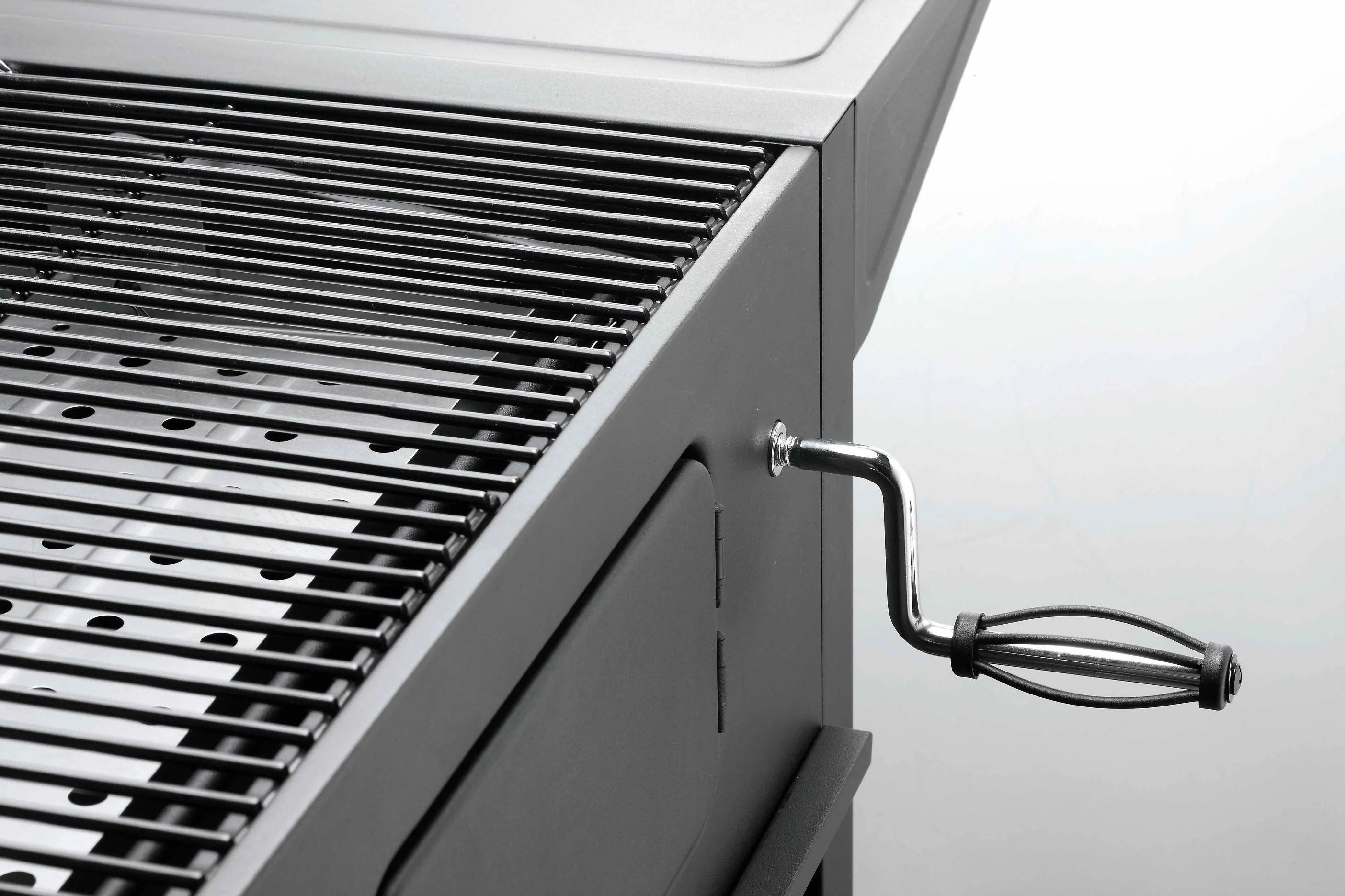 The Char-Broil CHARCOAL GRILL